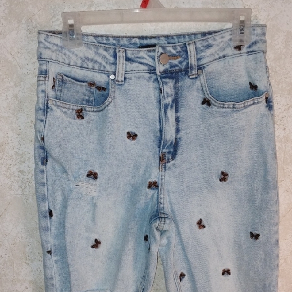 Material Girl Light Blue Butterfly Embroided Skinny Jeans/ Size 5